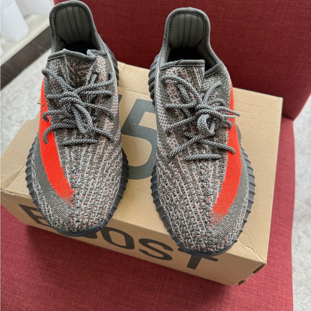 Adidas Yeezy Boost 350 V2 Carbon Beluga